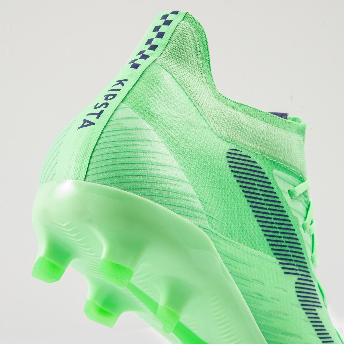 CHAUSSURES DE FOOTBALL - Decathlon Maurice