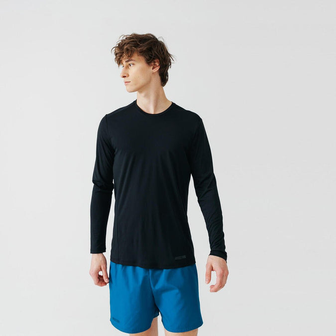 





T-shirt running manches longues respirant homme - Sun Protect noir - Decathlon Maurice, photo 1 of 12